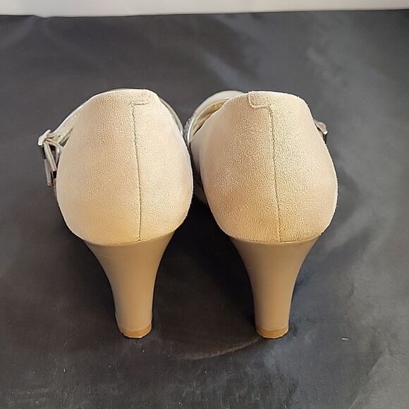 GIANI BERNINI MEMORY FOAM SUEDE ROUND TOE MARY JANE PUMP SHOES - Picture 7 of 16